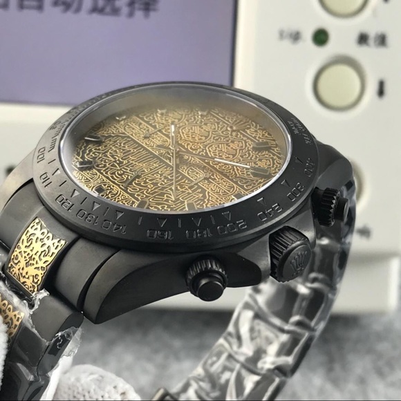 Watch - Picture 3 of 5